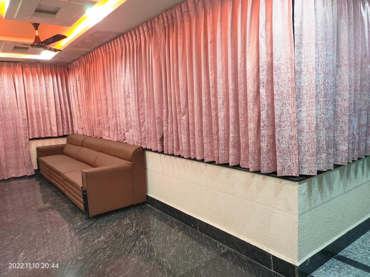 Hotel New Maruthi Inn, Lb Nagar Hyderabad Exterior foto